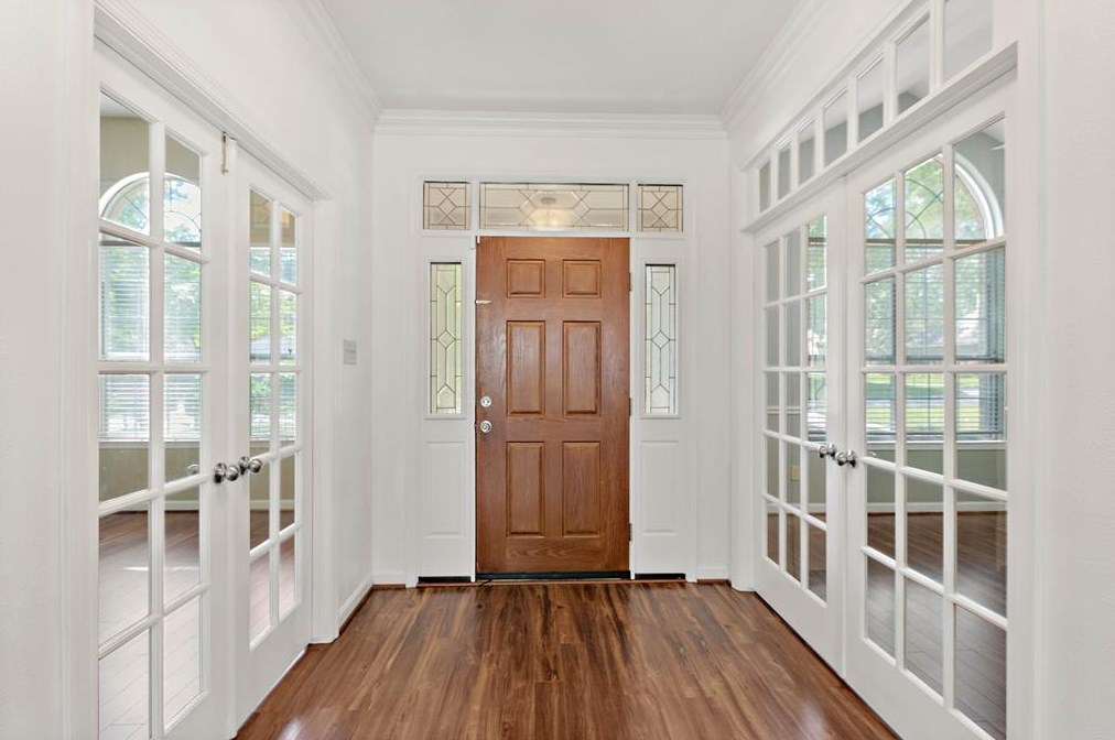 54 Summer Cloud Dr, Spring TX  77381-0066 exterior