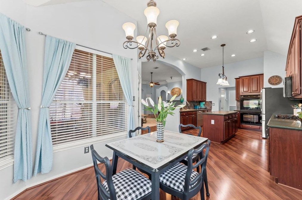 5915 Pinelake Xing Dr, Spring TX 77379-2531 exterior