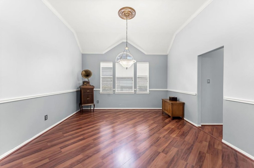 5915 Pinelake Xing Dr, Spring TX 77379-2531 exterior