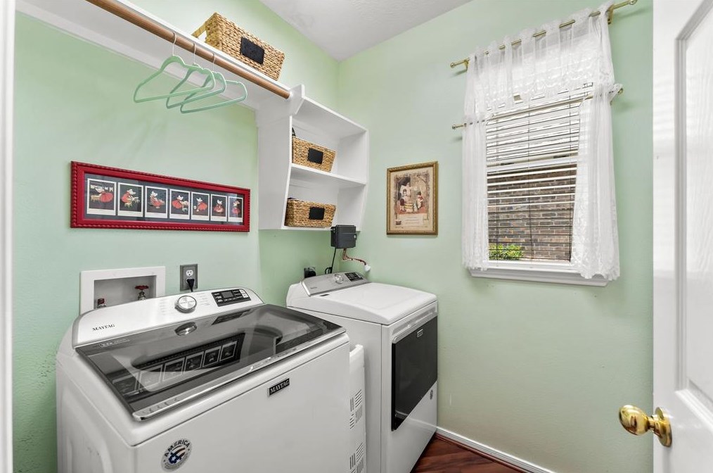 5915 Pinelake Xing Dr, Spring TX 77379-2531 exterior