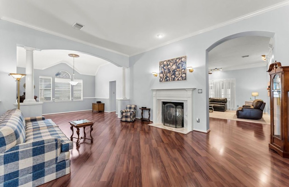 5915 Pinelake Xing Dr, Spring TX 77379-2531 exterior