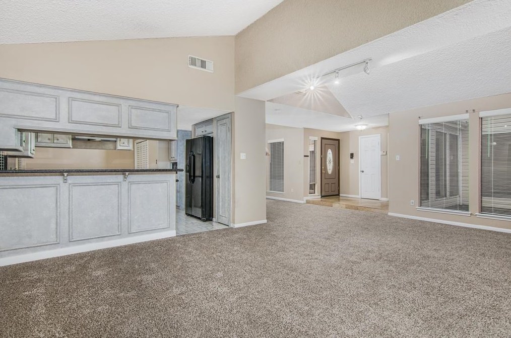 10630 Sageberry Dr, Houston TX  77089-2102 exterior