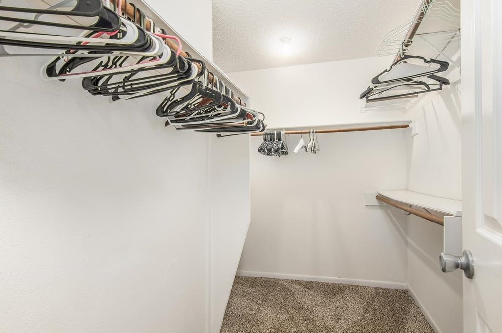 10630 Sageberry Dr, Houston TX  77089-2102 exterior