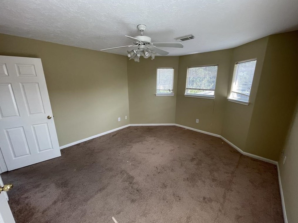 5647 Lotus St, Houston TX  77045-3123 exterior