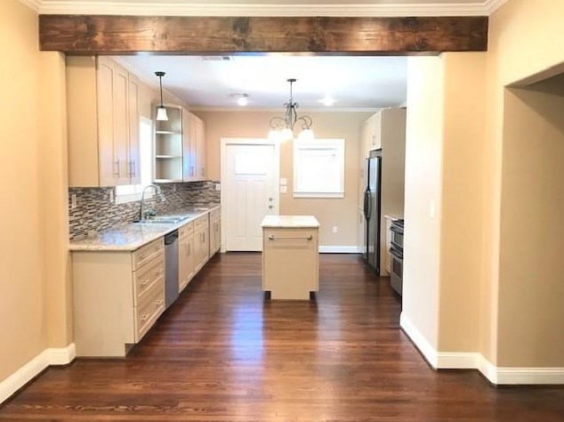 1419 Lombardy St, Houston TX  77023-4526 exterior