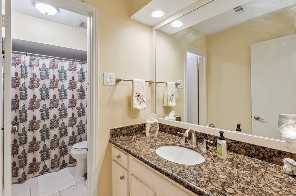 14203 Ella Lee Ln, Houston TX  77019-6310 exterior