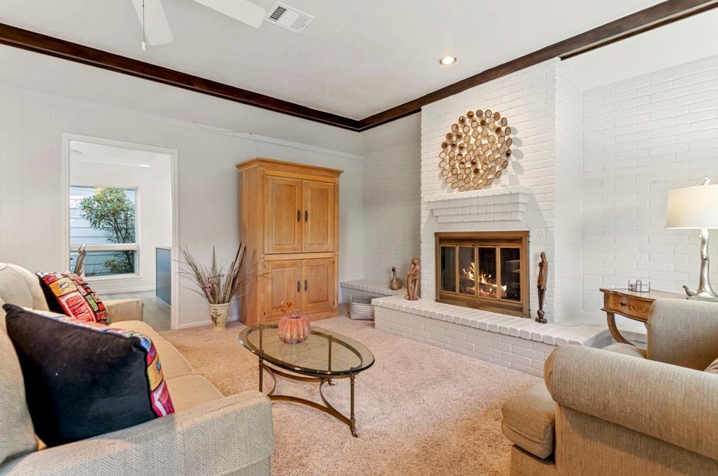 14203 Ella Lee Ln, Houston TX  77019-6310 exterior