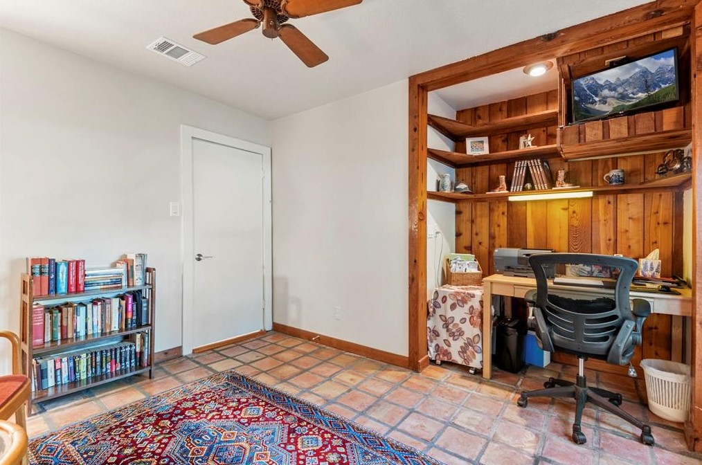 14203 Ella Lee Ln, Houston TX  77019-6310 exterior