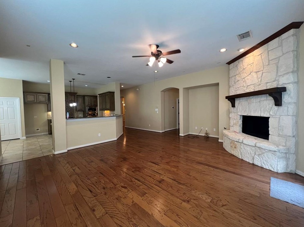 5115 Field Briar Ln, Sugar Land TX  77479-3373 exterior