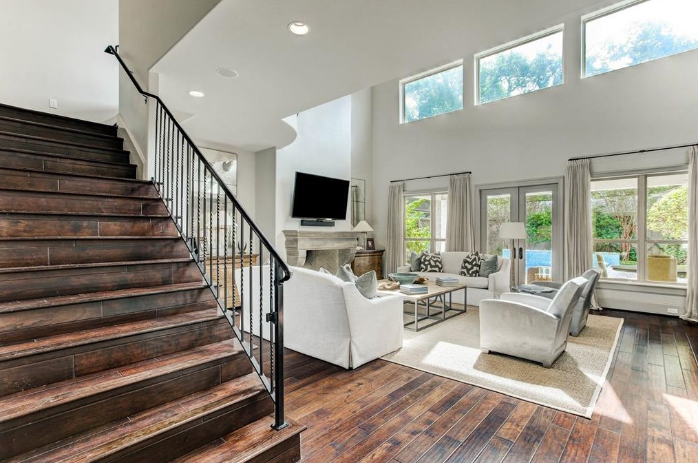 6147 Willers Way, Houston TX  77057-2805 exterior