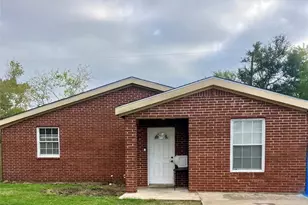 6206 Iron Rock St, Houston, TX 77087 - Photo 1