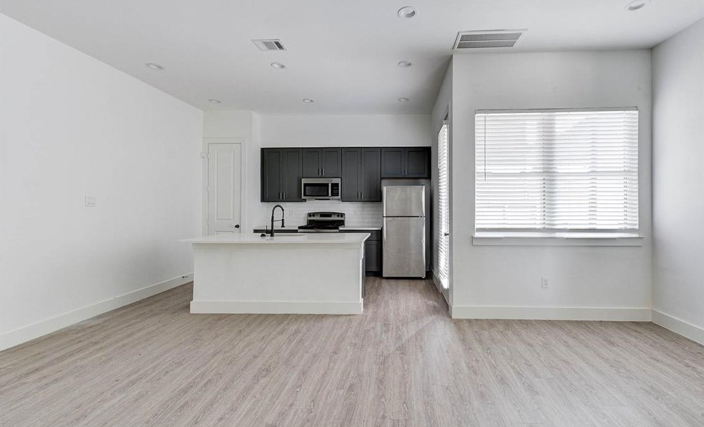 2611 Judiway St, Houston TX  77018-5842 exterior