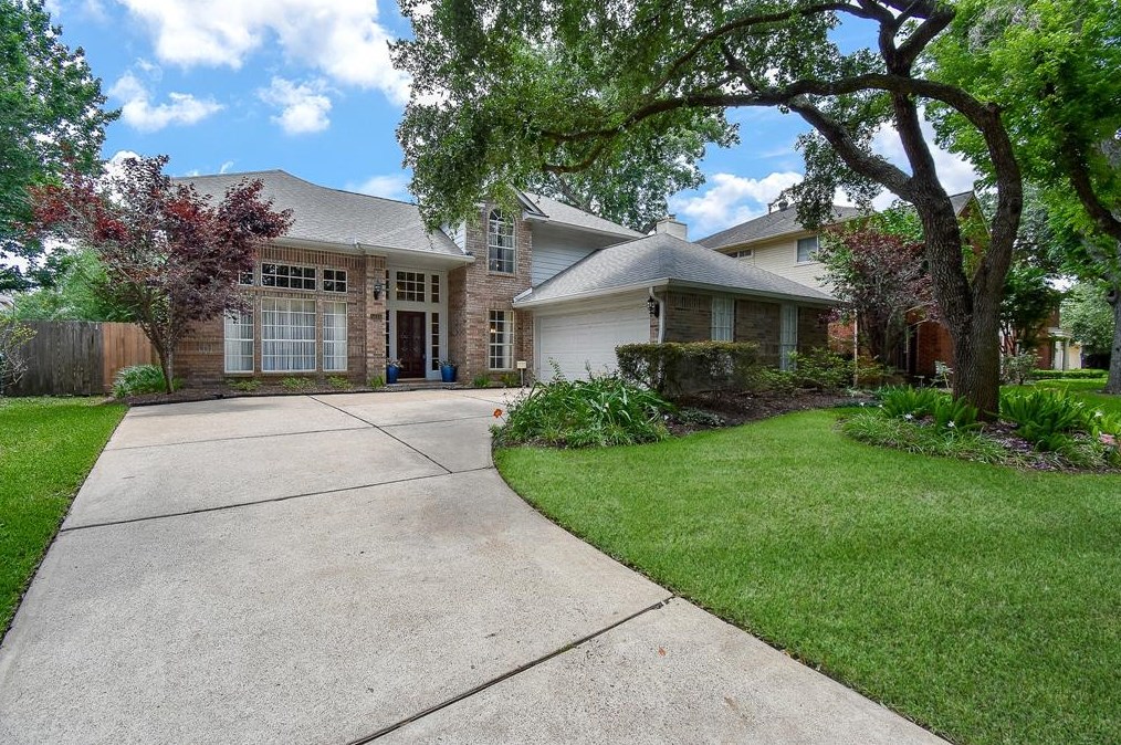 5614 Whisper Rdg Dr, Sugar Land TX  77479-5705 exterior