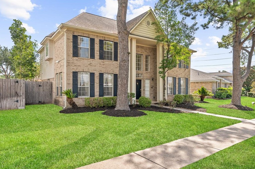 6318 Langham Dr, Houston TX  77084-2078 exterior