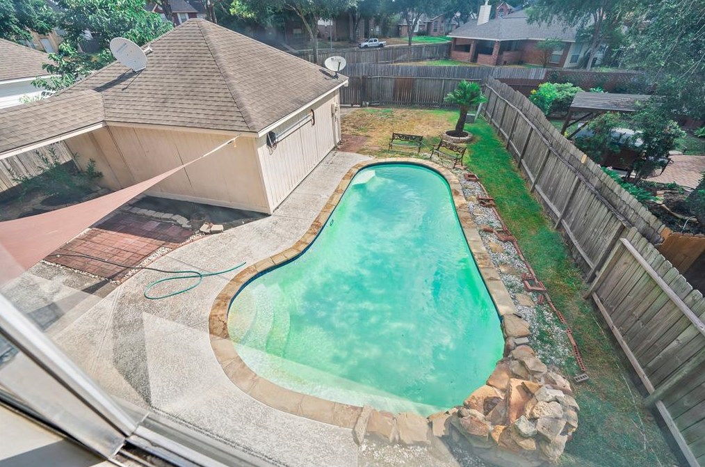 6318 Langham Dr, Houston TX  77084-2078 exterior