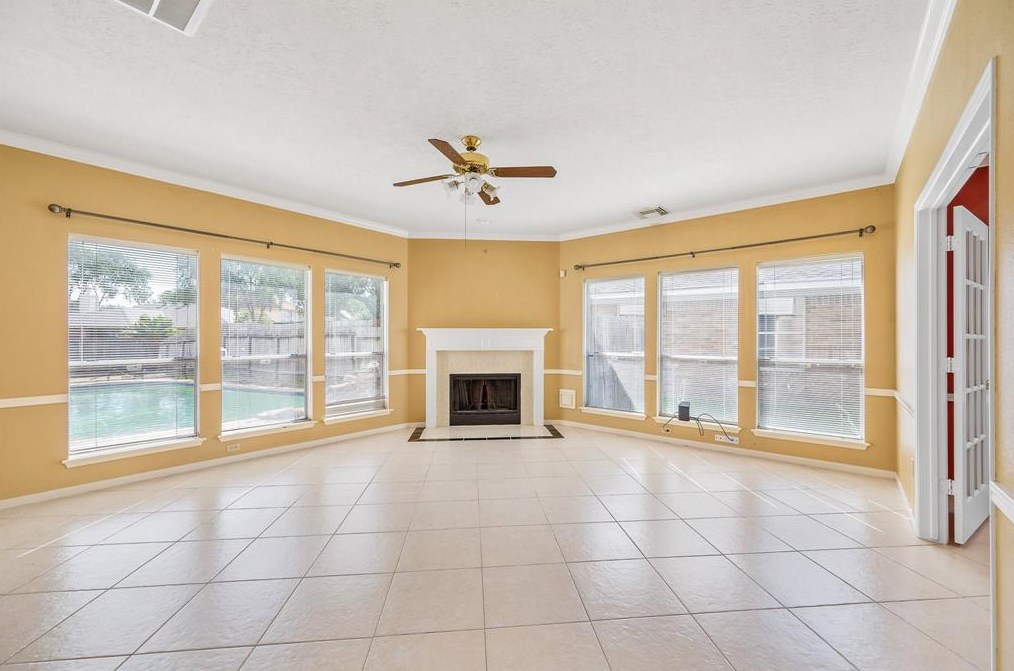 6318 Langham Dr, Houston TX  77084-2078 exterior