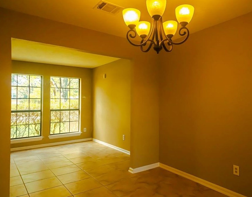 14211 Oak Chase Dr, Houston TX  77062-2034 exterior