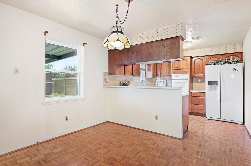 4154 Alecia Dr, Pasadena TX 77503-2801 exterior