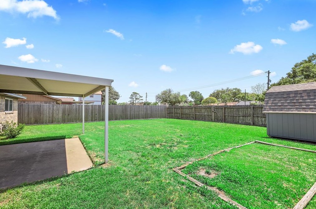 4154 Alecia Dr, Pasadena TX 77503-2801 exterior