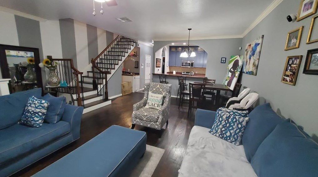 2964 Holly Hall St, Houston TX  77054-4131 exterior