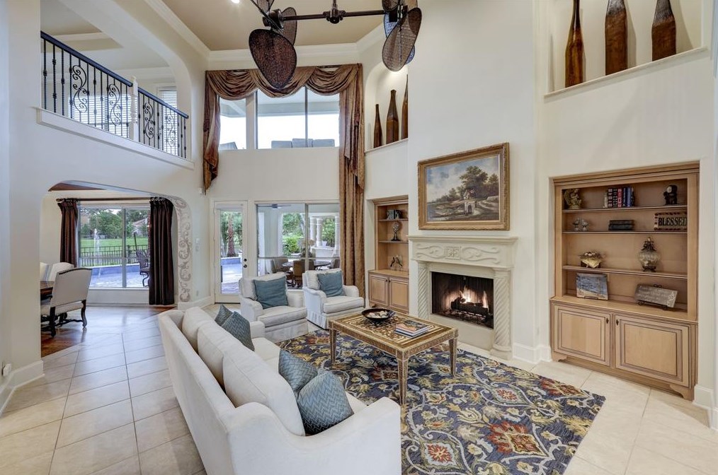 15618 Azalea Shr Dr, Houston TX  exterior