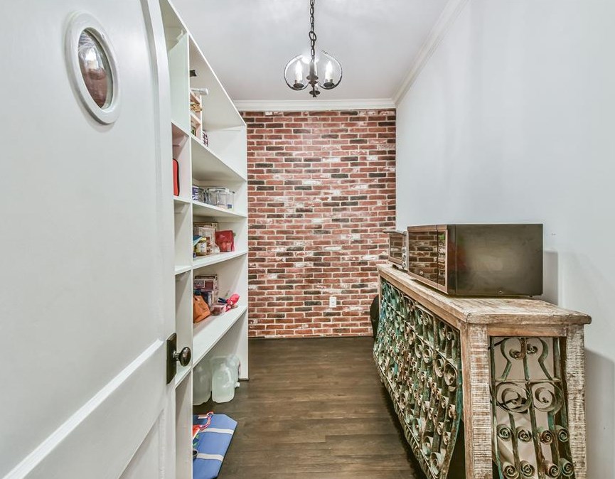 1433 Waverly, Houston TX  77008-4150 exterior