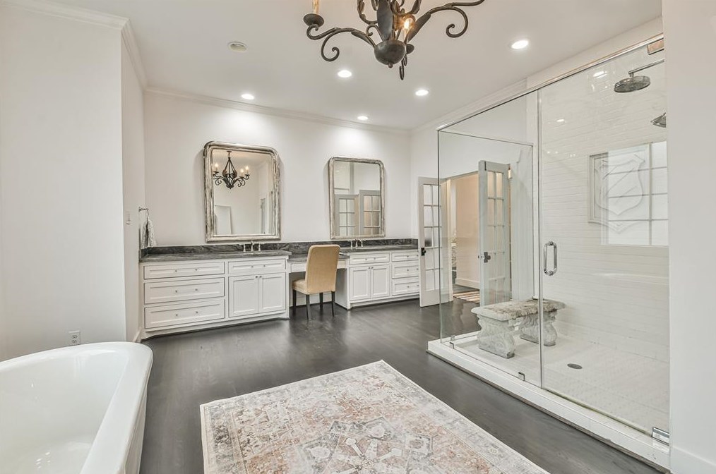 1433 Waverly, Houston TX  77008-4150 exterior