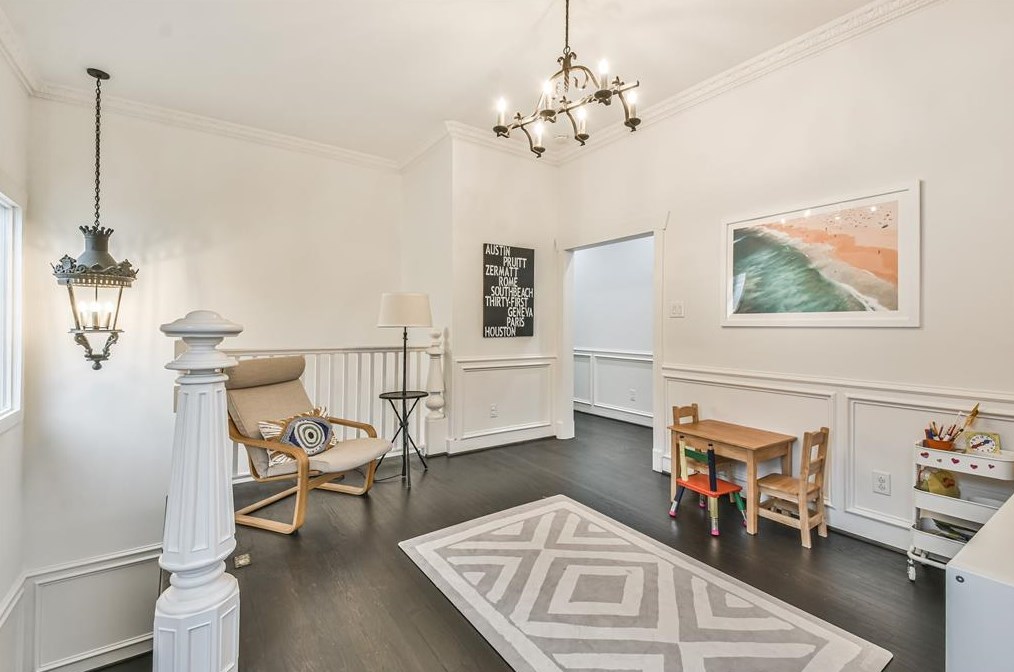 1433 Waverly, Houston TX  77008-4150 exterior