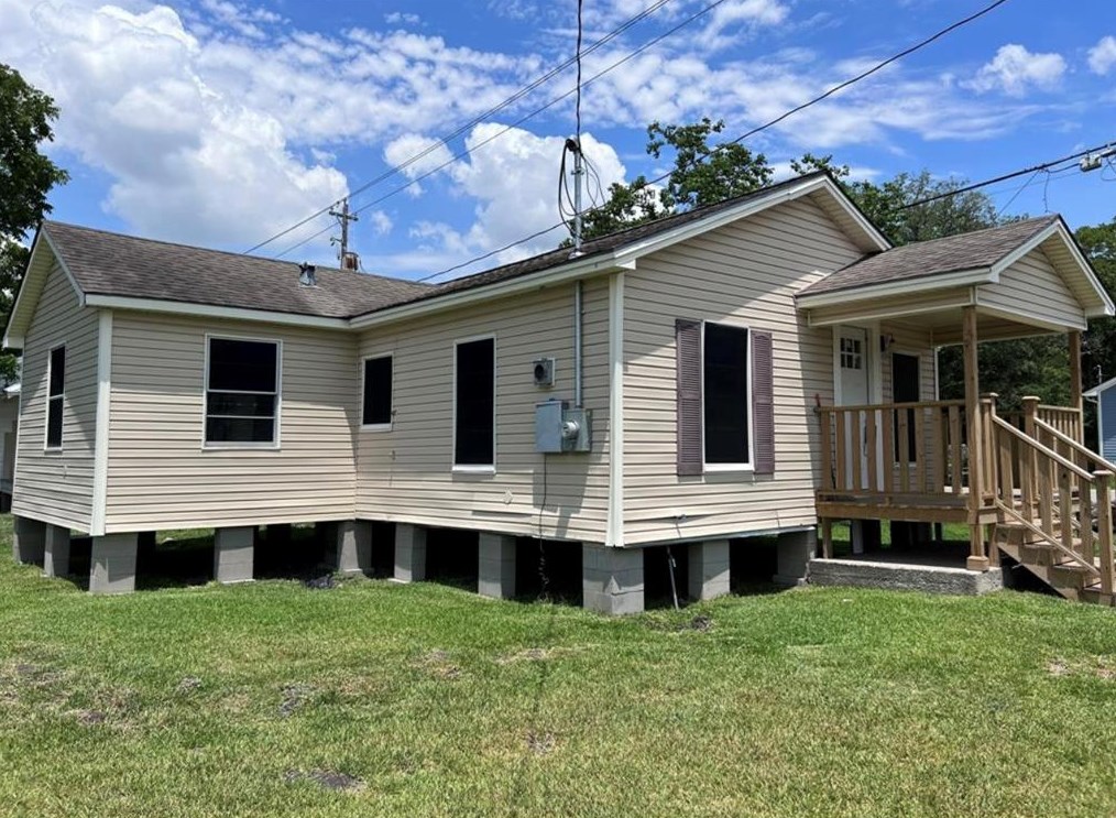 7331 East St, Baytown TX  77521-1213 exterior
