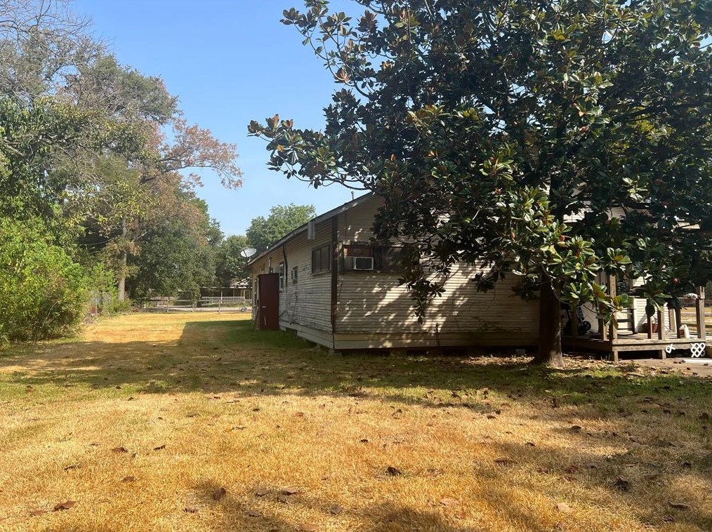 142 Rockleigh Pl, Houston TX  77017-2515 exterior