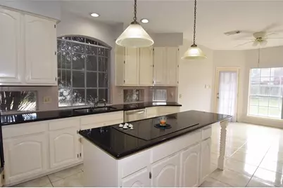 2027 Richland Ct Court, Sugar Land, TX 77478 - Photo 7