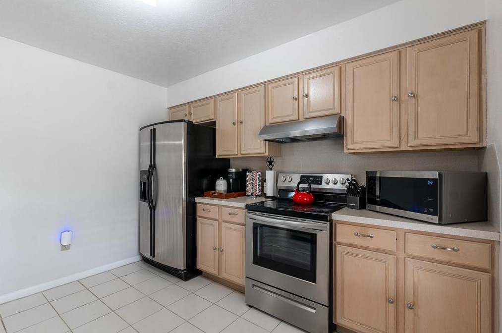 7695 Planters Loop, Bryan TX  77808-2418 exterior