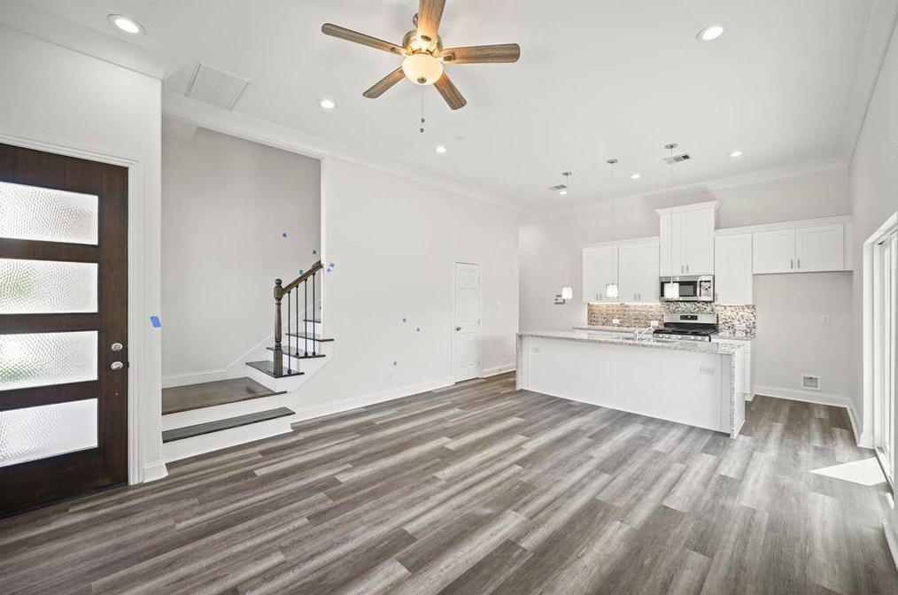 3415 Redbud St, Houston TX  77051-0015 exterior