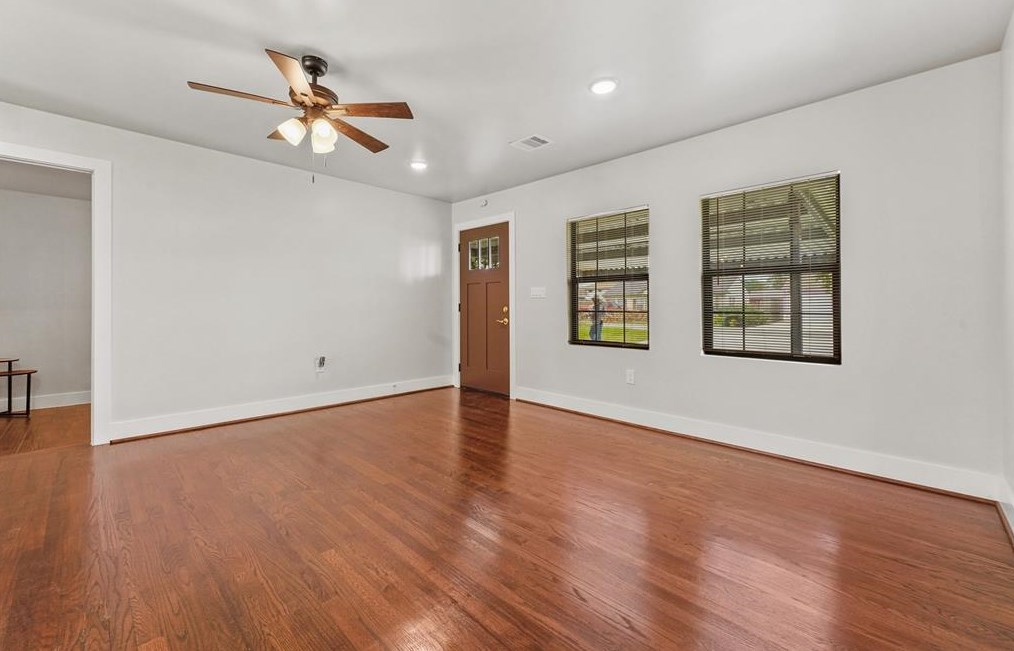 13326 Emporia St, Houston TX  77015-4316 exterior