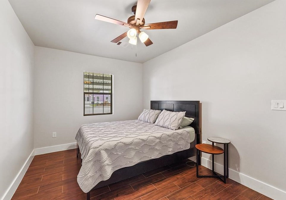 13326 Emporia St, Houston TX  77015-4316 exterior