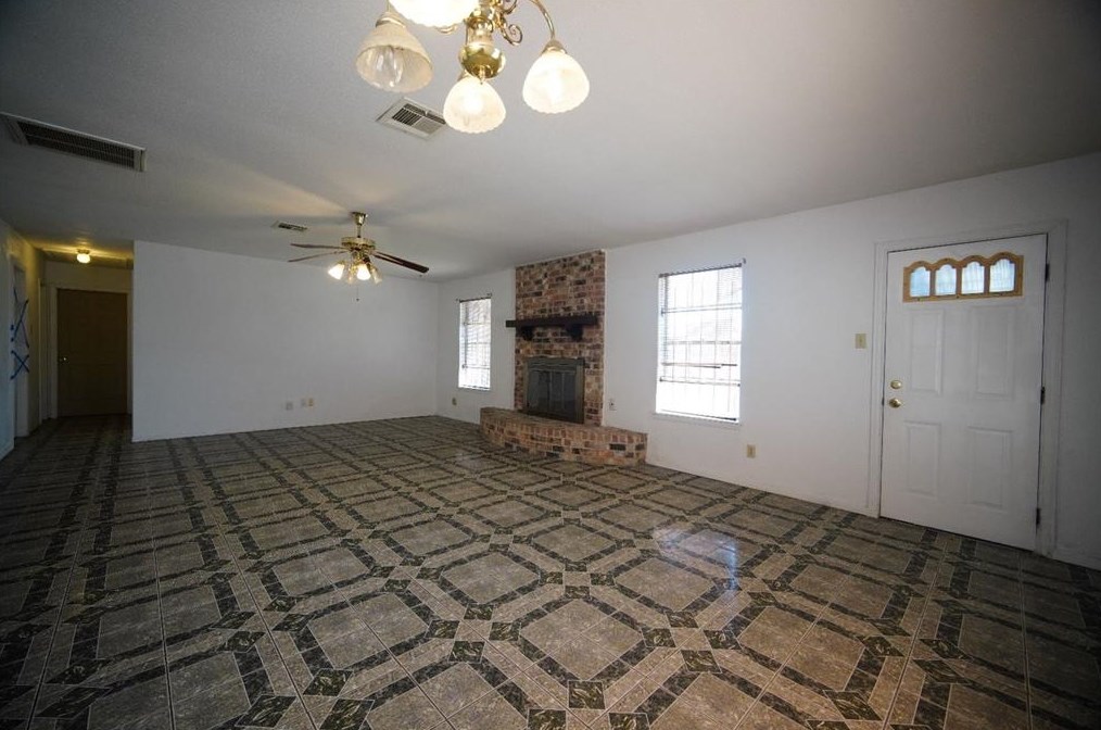 1230 Buschong St, Houston TX  77060-4500 exterior