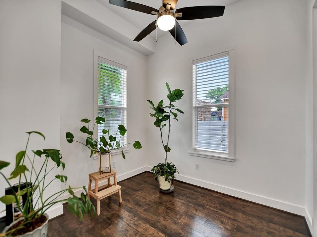 2206 Keene St, Houston TX  77009-7725 exterior