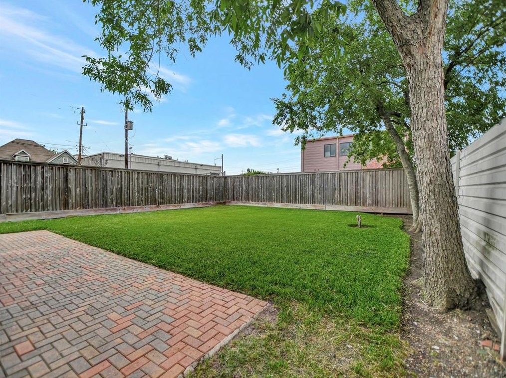 2206 Keene St, Houston TX  77009-7725 exterior