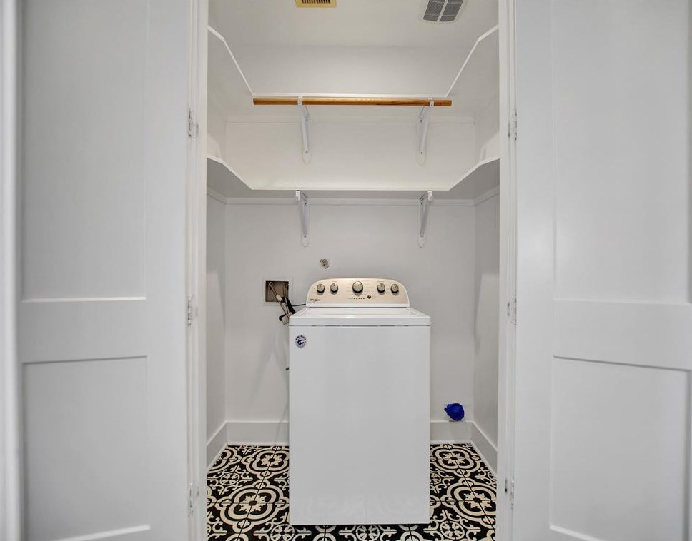 2206 Keene St, Houston TX  77009-7725 exterior