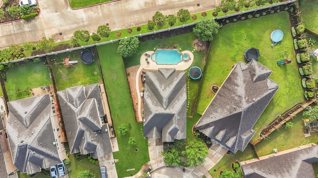 5431 Little Creek Ct, Fulshear TX 77441-1490 exterior