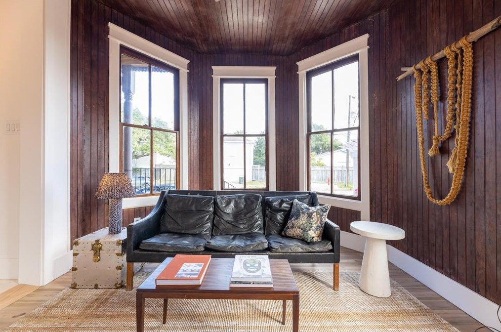 1311 37 St, Galveston TX 77550-6747 exterior