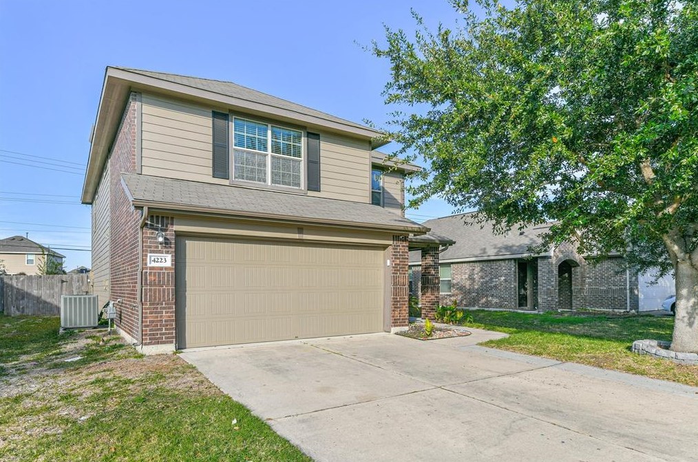 4223 Amaryllis Ave, Baytown TX  77521-5529 exterior