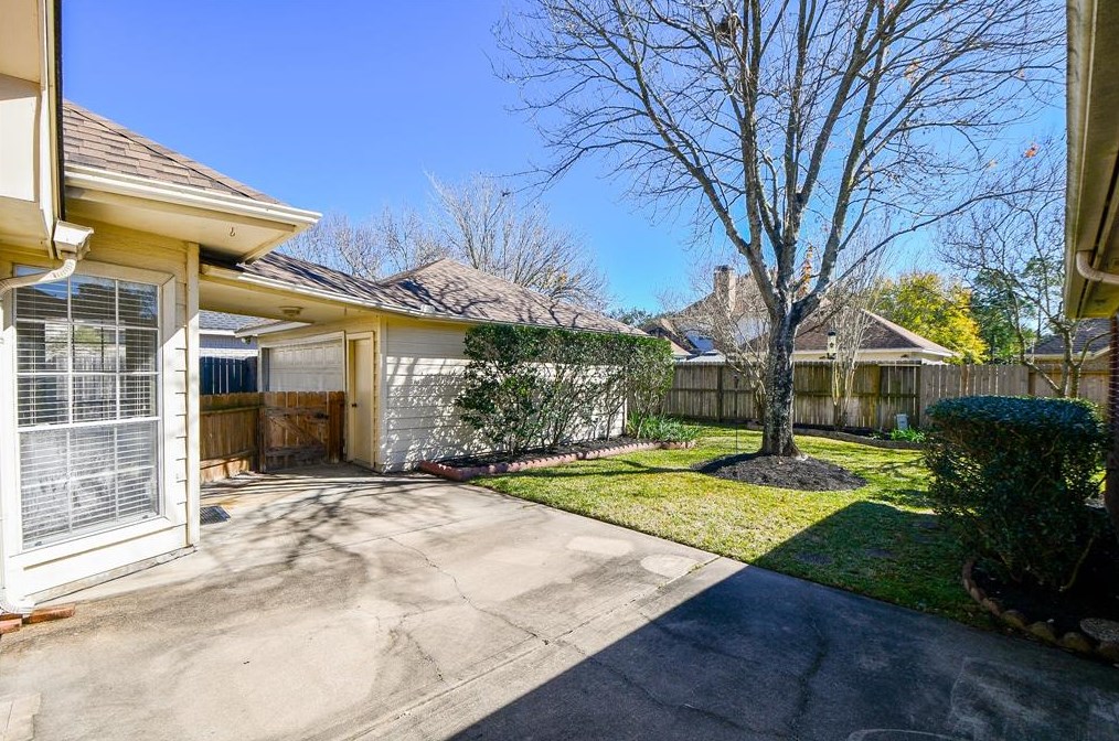 19615 Remington Crst Ct, Houston TX  77094-2977 exterior
