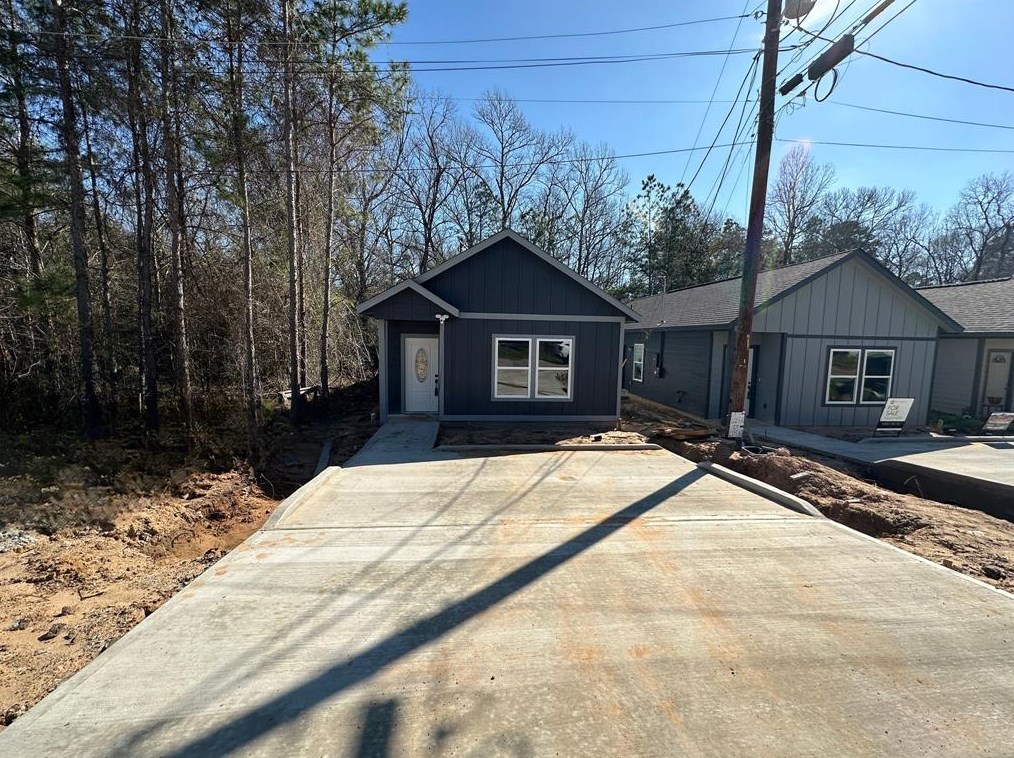 16518 Eastchase, Montgomery TX 77316-6704 exterior