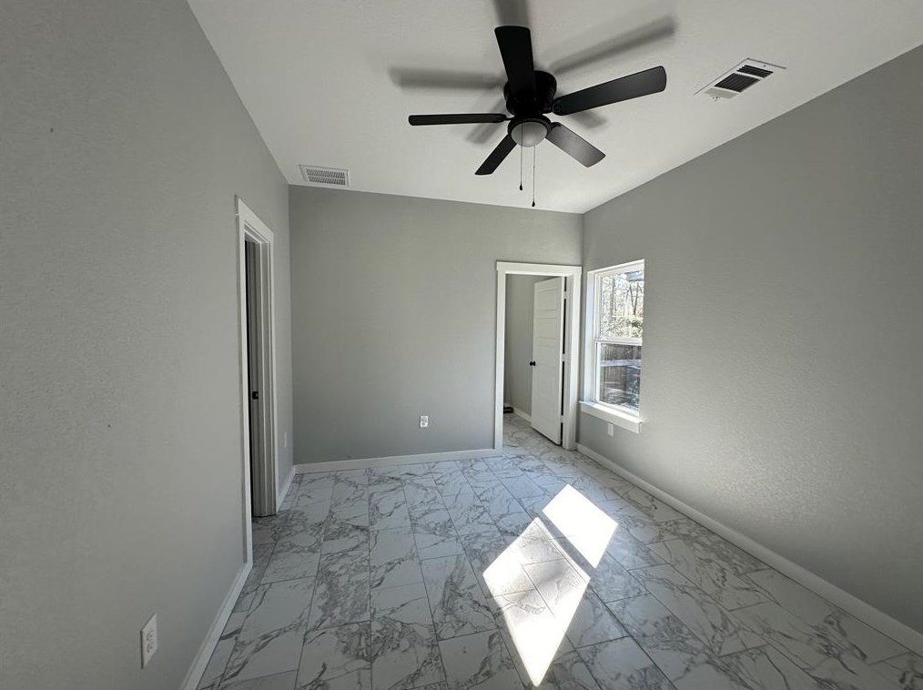 16518 Eastchase, Montgomery TX 77316-6704 exterior