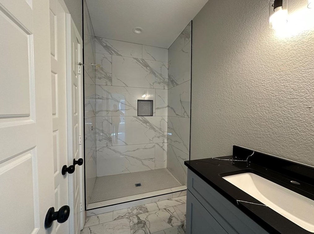 16518 Eastchase, Montgomery TX 77316-6704 exterior