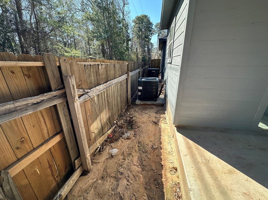 16518 Eastchase, Montgomery TX 77316-6704 exterior