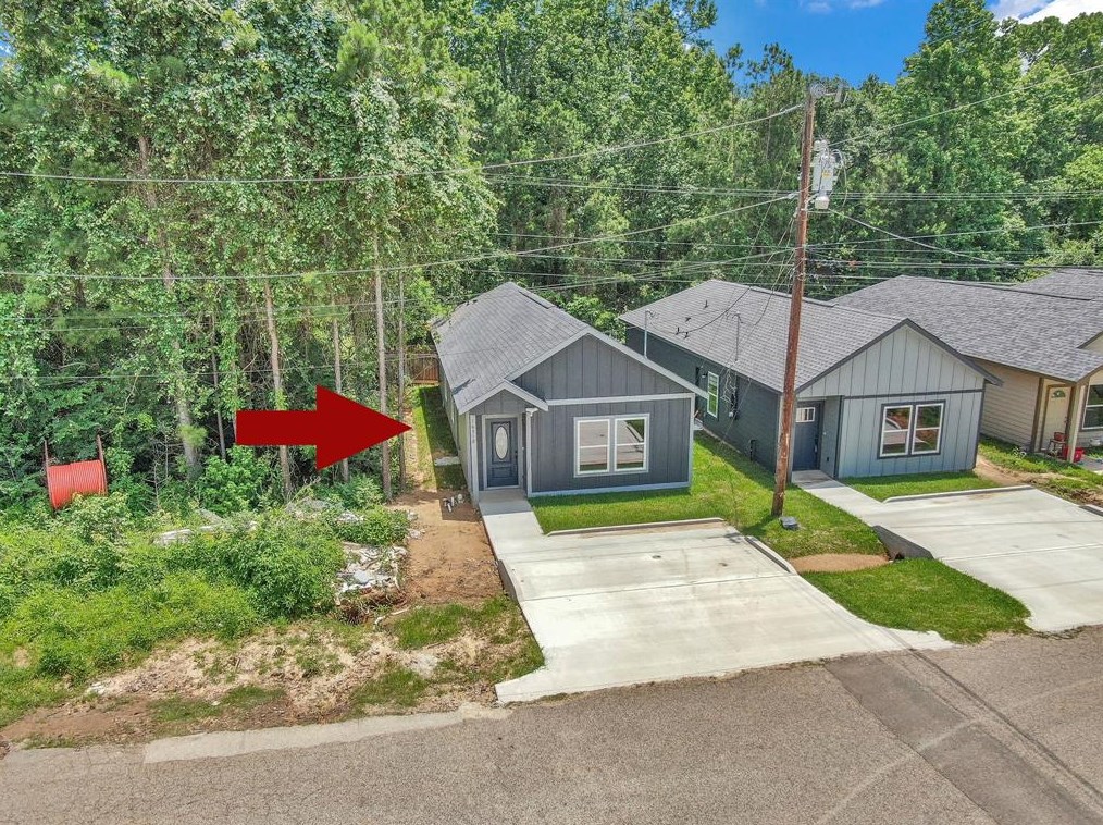 16518 Eastchase, Montgomery TX 77316-6704 exterior