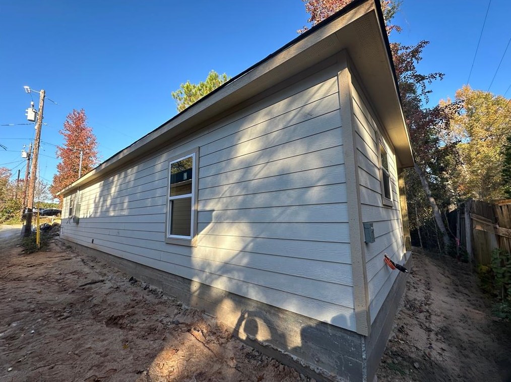 16518 Eastchase, Montgomery TX 77316-6704 exterior