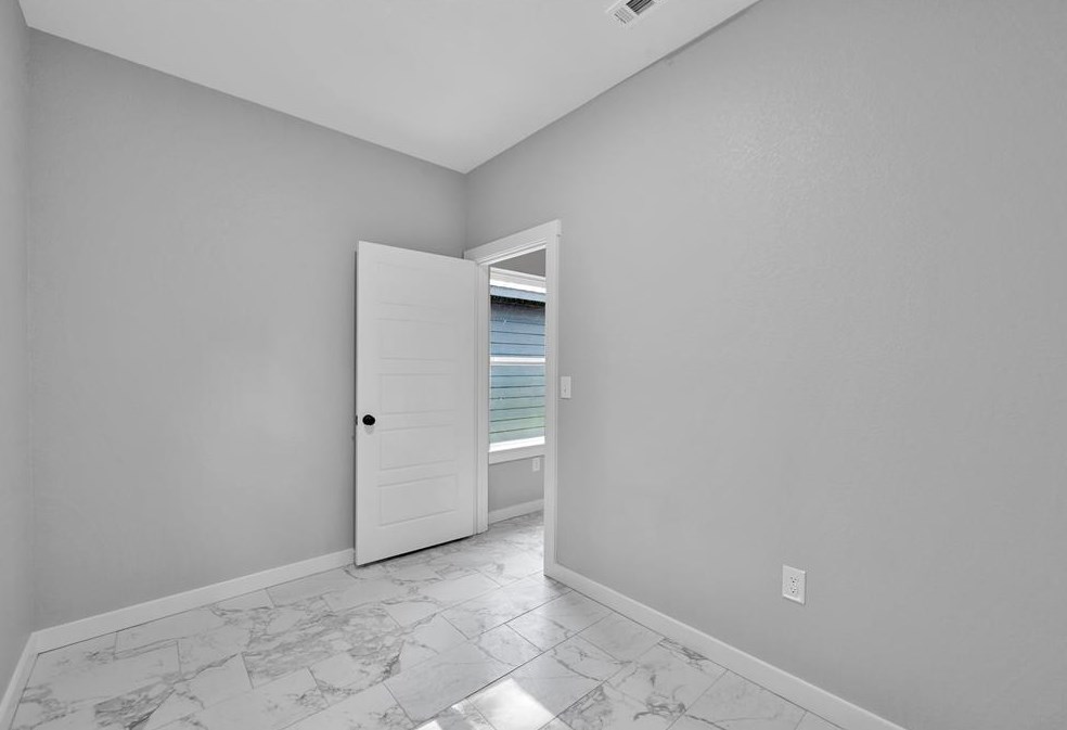 16518 Eastchase, Montgomery TX 77316-6704 exterior